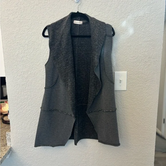 Altar'd State Grey Vest 🪻 - Picture 2 of 7